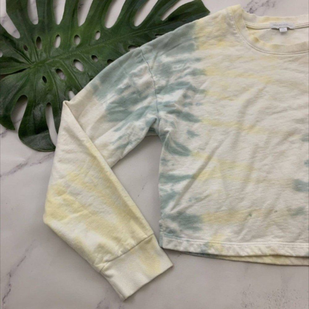 Beyond Yoga Weekend Boxy Crop Pullover Sweatshirt Top Size M White Blue Tie Dye - Picture 2 of 4